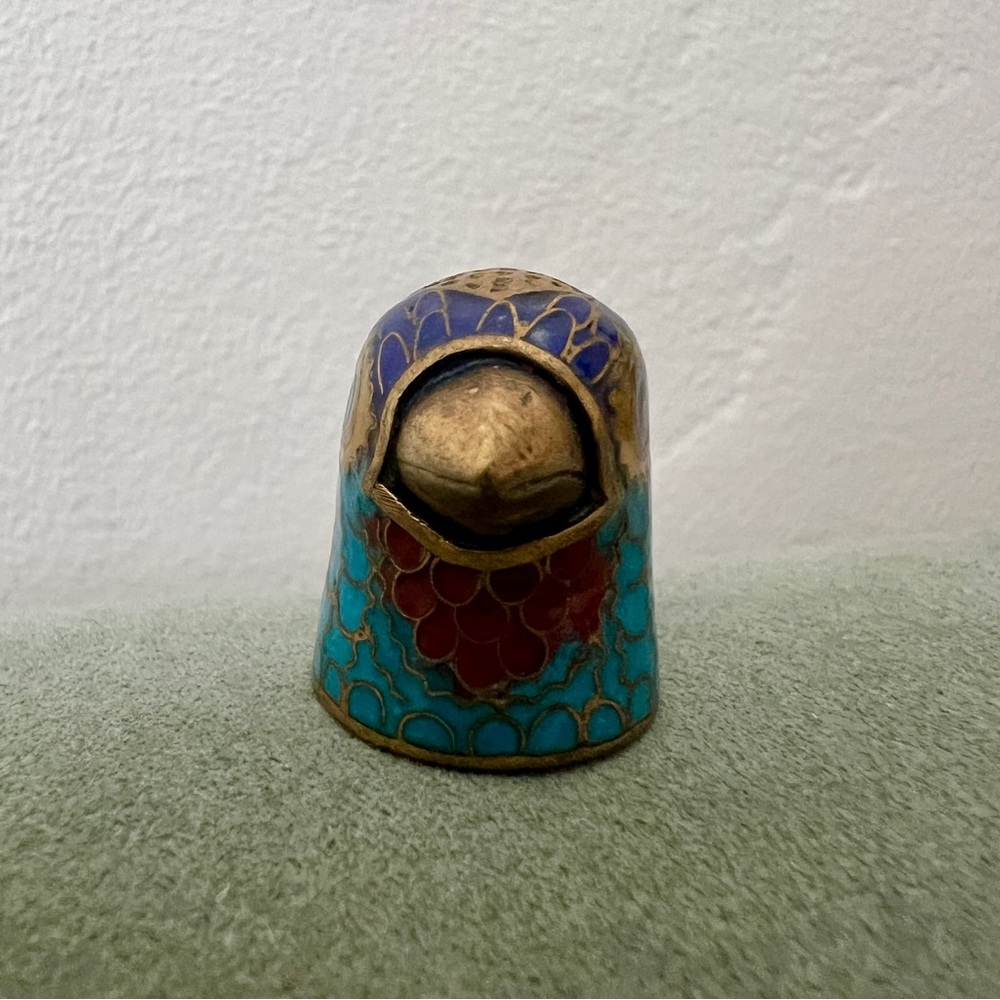 Vintage cloisonné colorful brass pidgeon parrot bird thimble sewing mid century - Picture 5 of 8